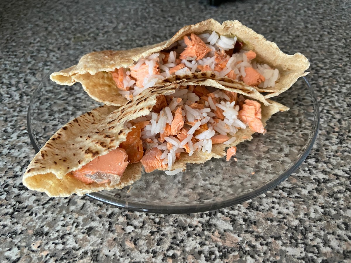 Salmon PIta POckets